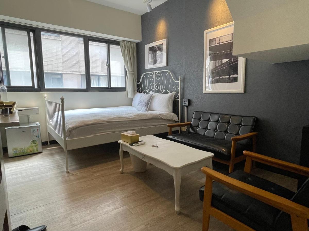 台中一中街格雷熊 Appartement Buitenkant foto