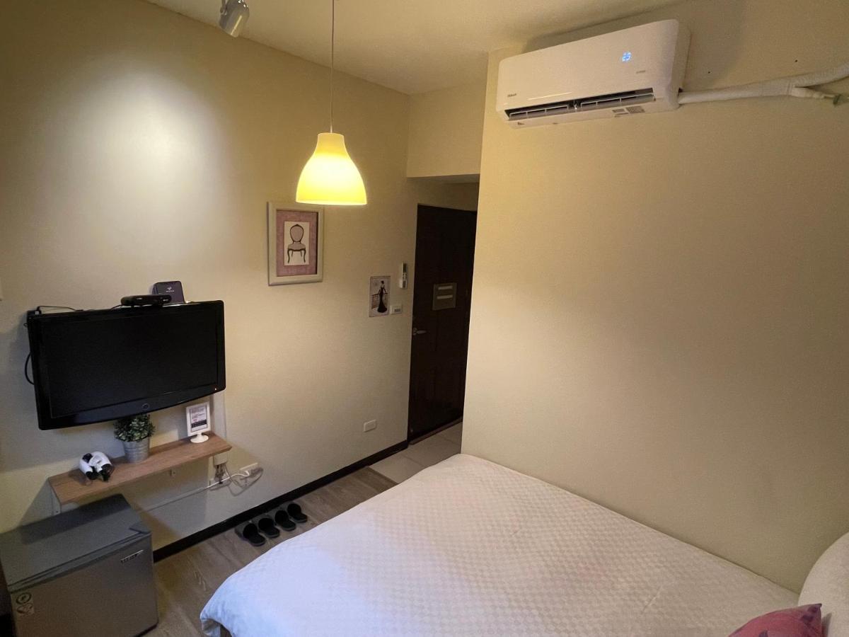 台中一中街格雷熊 Appartement Buitenkant foto