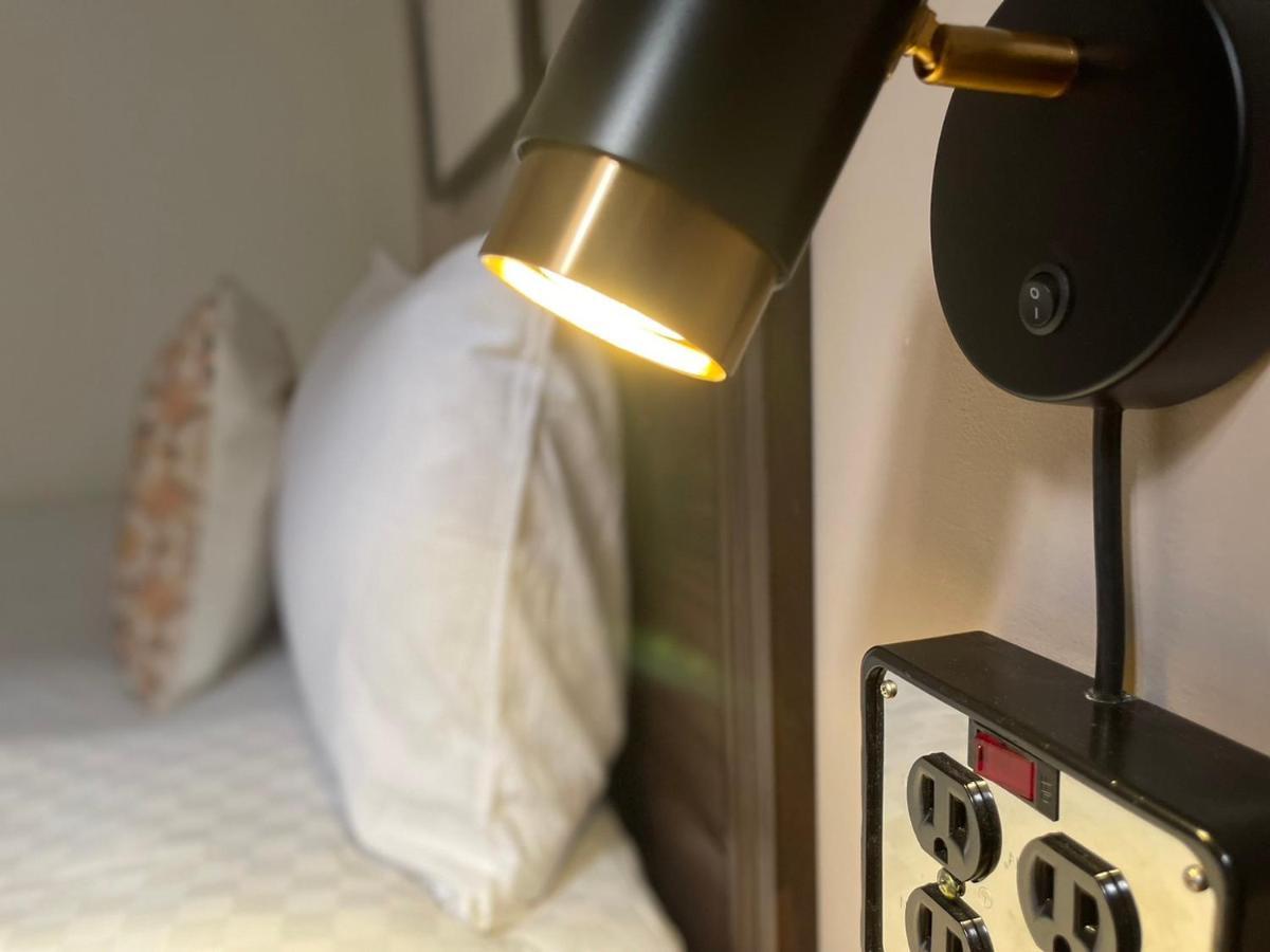 台中一中街格雷熊 Appartement Buitenkant foto