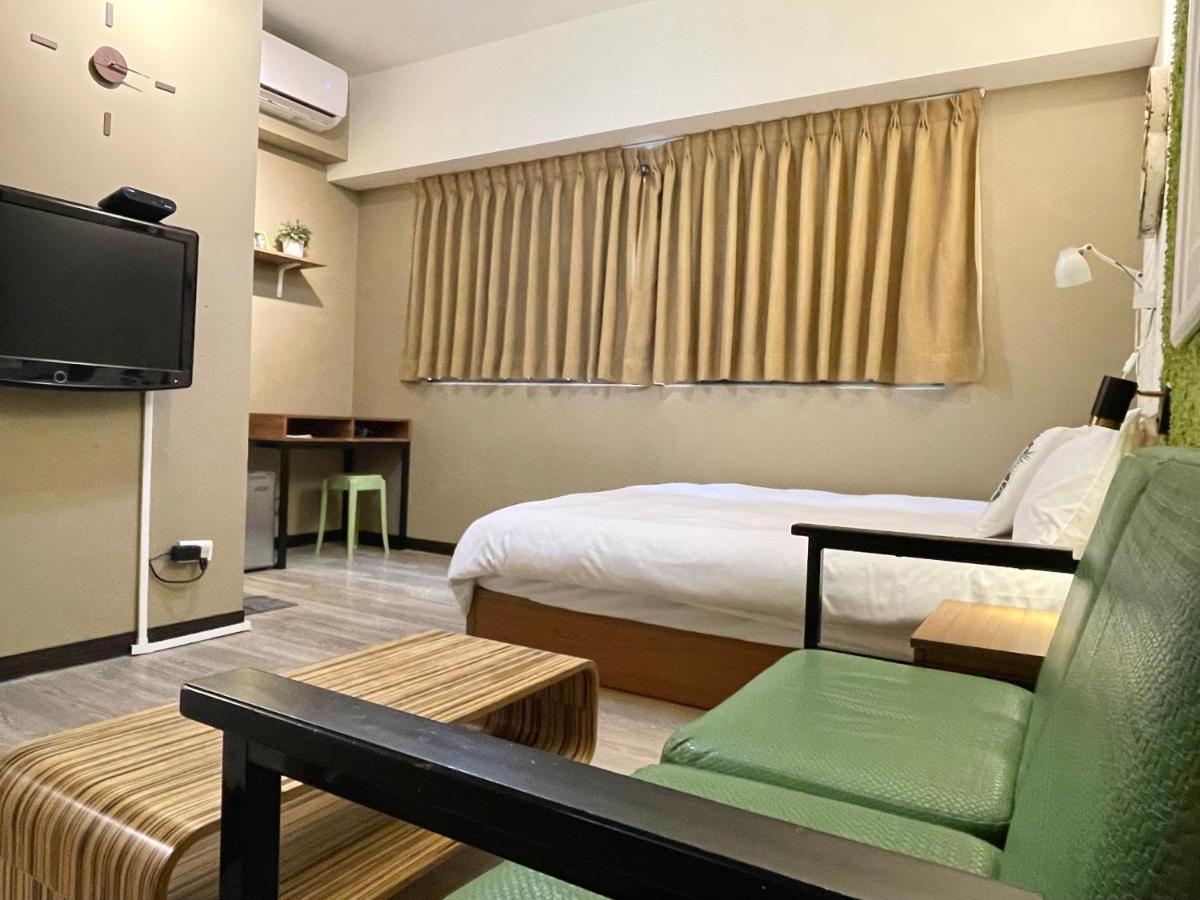 台中一中街格雷熊 Appartement Buitenkant foto