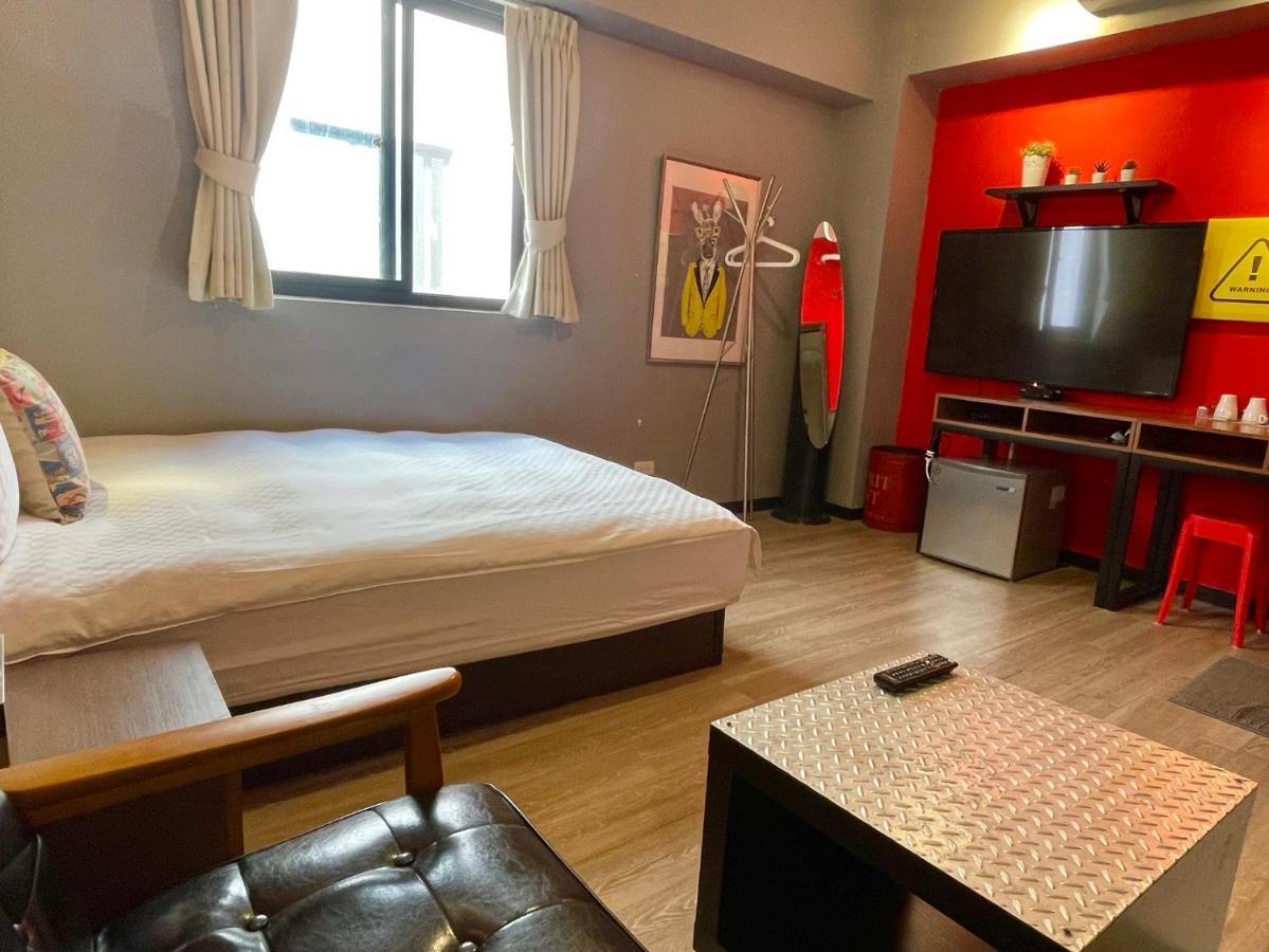 台中一中街格雷熊 Appartement Buitenkant foto