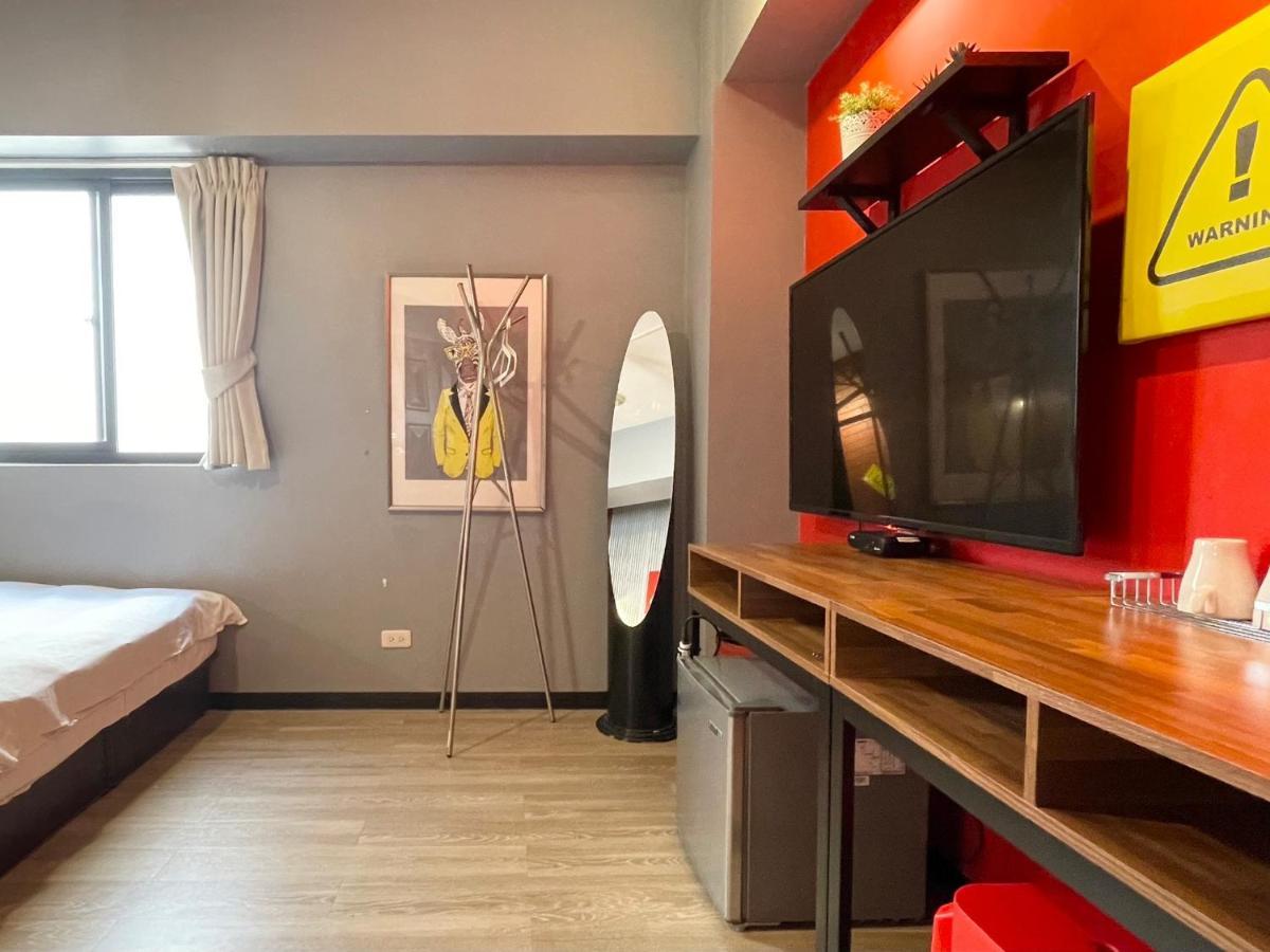 台中一中街格雷熊 Appartement Buitenkant foto