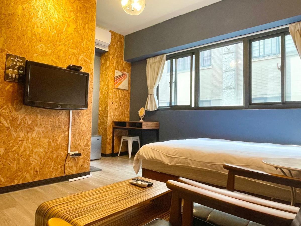 台中一中街格雷熊 Appartement Buitenkant foto