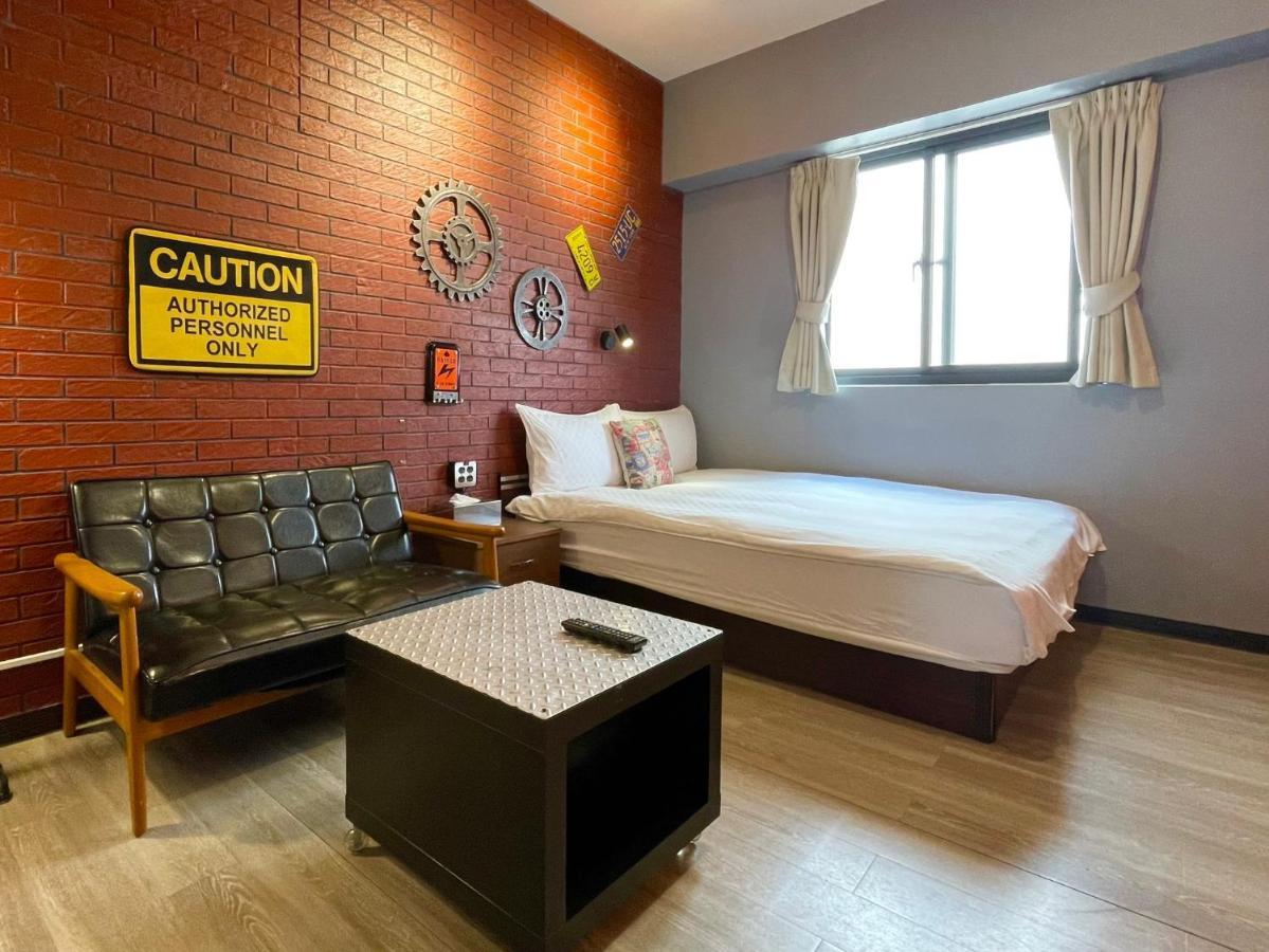 台中一中街格雷熊 Appartement Buitenkant foto