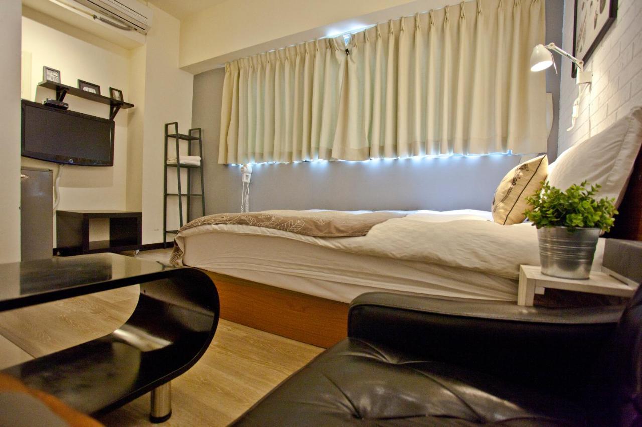 台中一中街格雷熊 Appartement Buitenkant foto